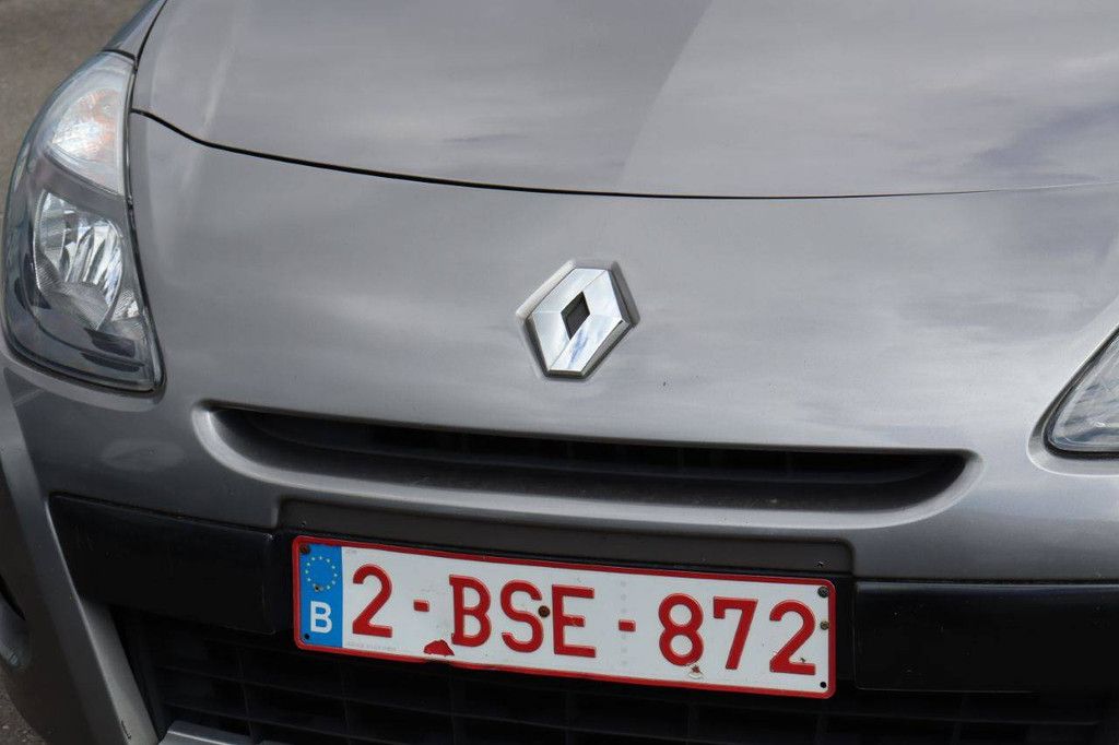 Personenauto Renault Clio Benzine 75pk 2011 (Marge)