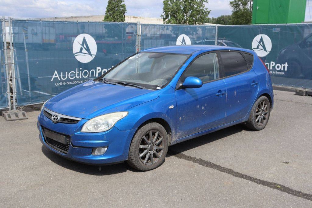 Pkw Hyundai i30 Diesel 136 PS 2009 (Margin)