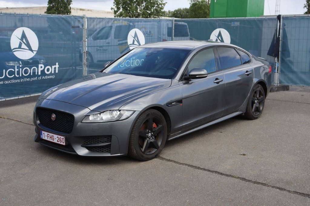 Jaguar XF 20d Diesel 135 PS Pkw, Baujahr 2017 (Margin)