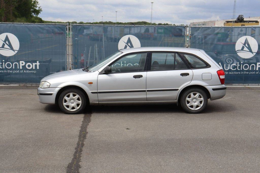 Pkw Mazda 3 Benzin 84 PS 1999 (Margin)