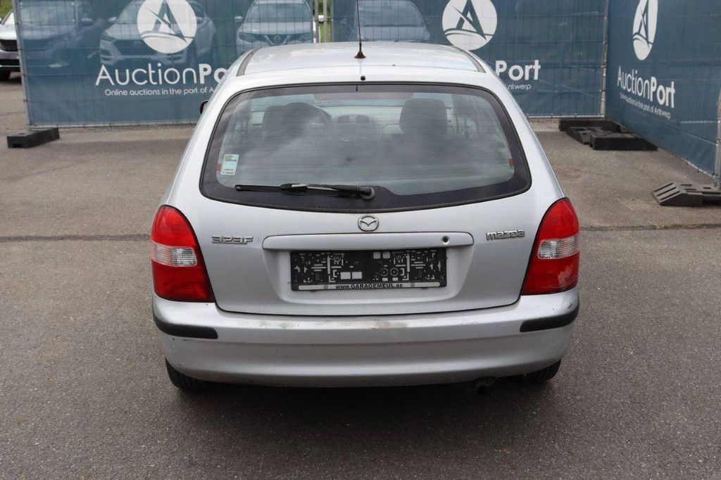Pkw Mazda 3 Benzin 84 PS 1999 (Margin)