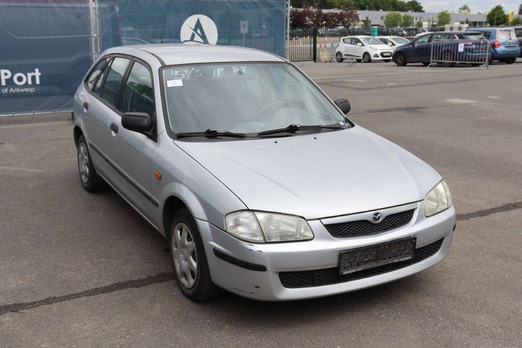Pkw Mazda 3 Benzin 84 PS 1999 (Margin)
