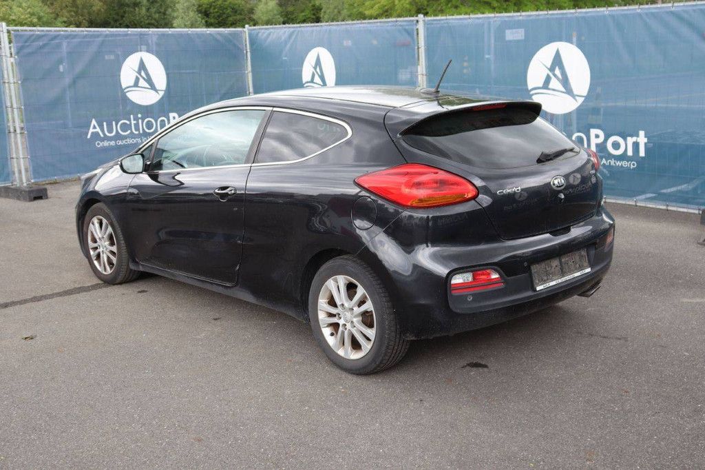 Pkw Kia Ceed Diesel 110 PS 2014 (Margin)