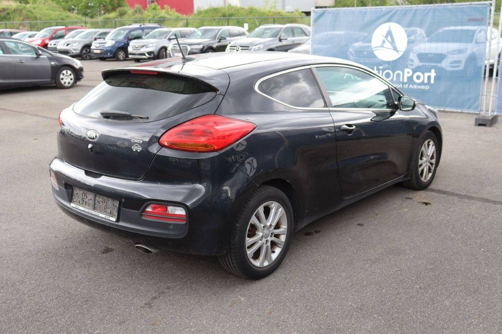 Pkw Kia Ceed Diesel 110 PS 2014 (Margin)