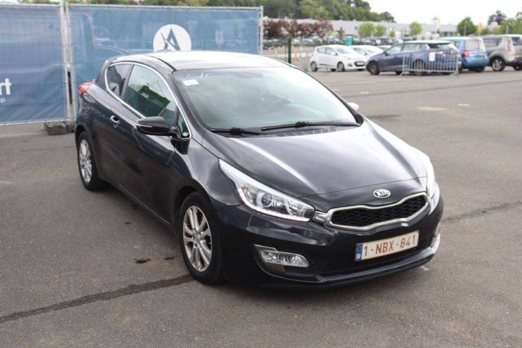 Pkw Kia Ceed Diesel 110 PS 2014 (Margin)
