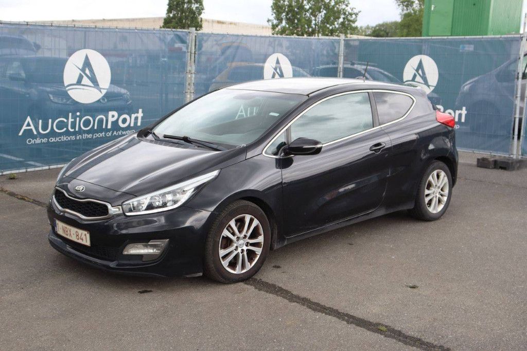 Pkw Kia Ceed Diesel 110 PS 2014 (Margin)
