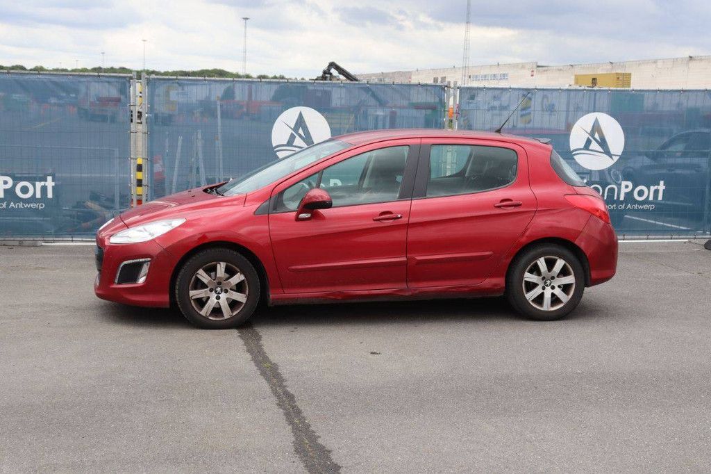 Passenger car Peugeot 308 Petrol 120hp 2012 (Margin)