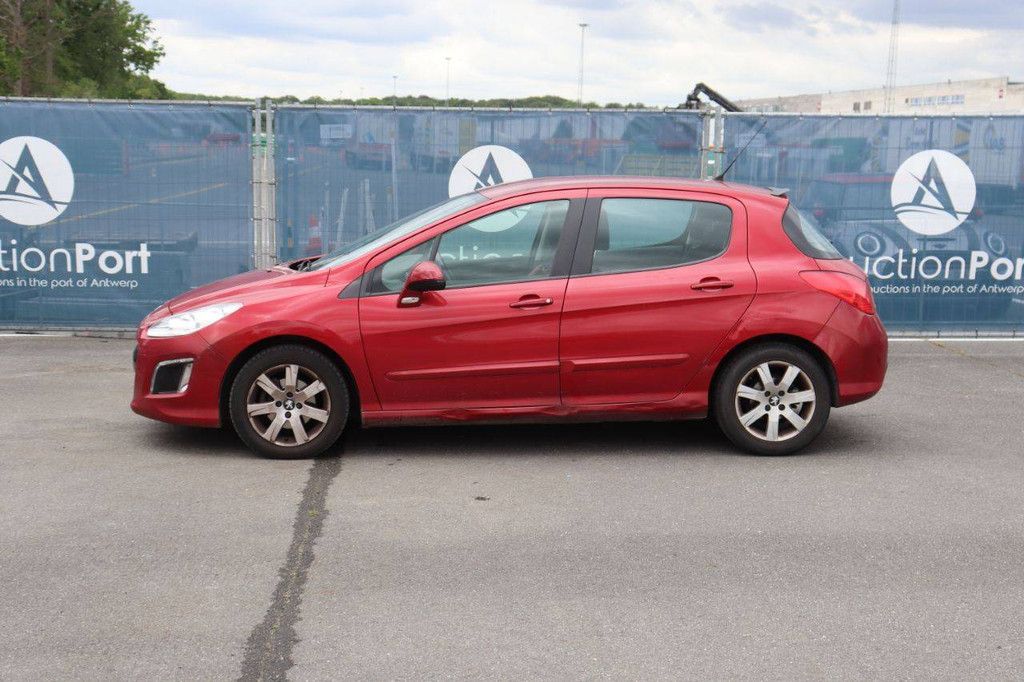 Passenger car Peugeot 308 Petrol 120hp 2012 (Margin)