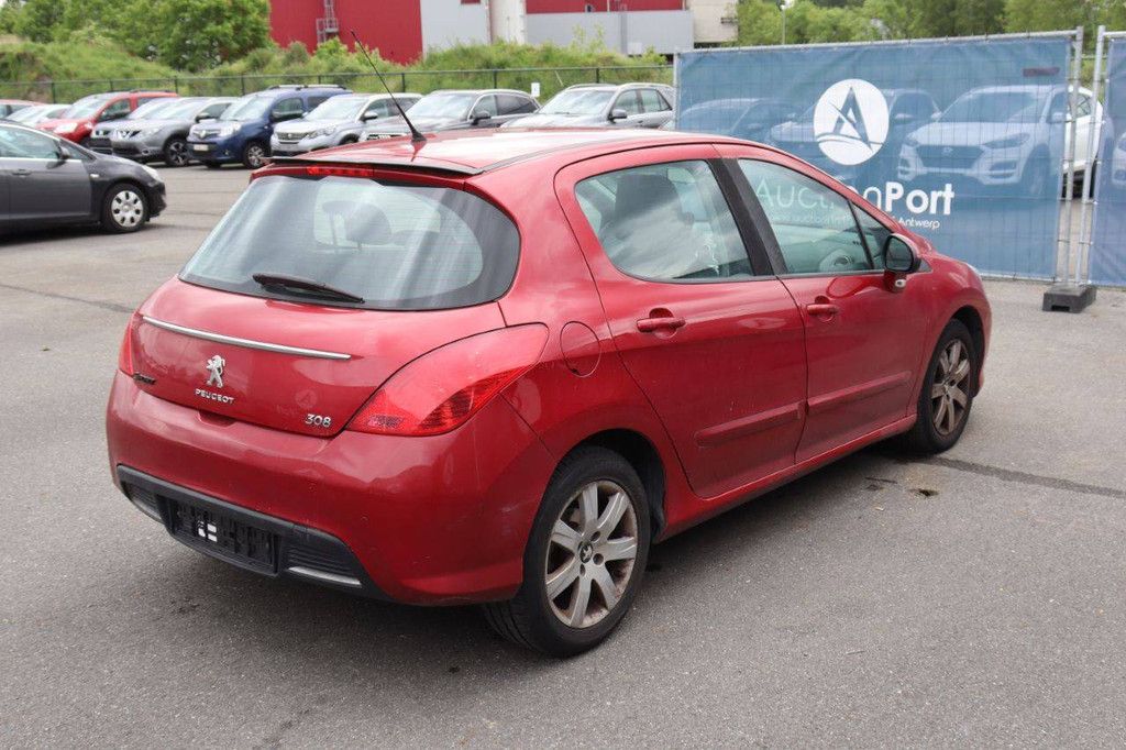 Passenger car Peugeot 308 Petrol 120hp 2012 (Margin)