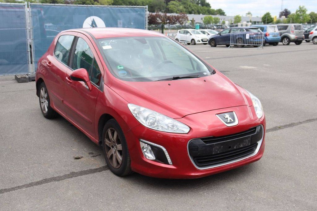 Passenger car Peugeot 308 Petrol 120hp 2012 (Margin)
