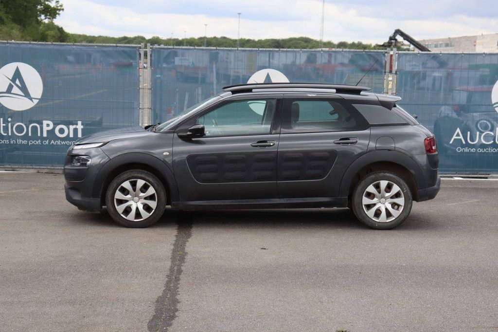 Passenger car Citroën C4 Cactus Diesel 100hp 2016 (Margin)