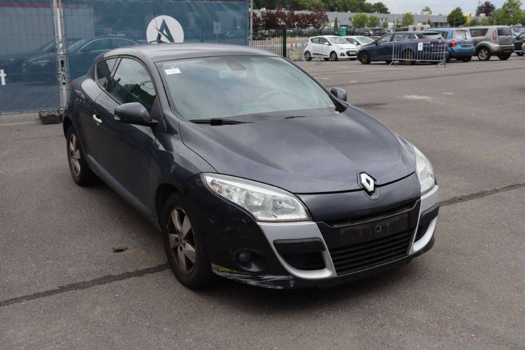 Pkw Renault Mégane Benzin 110 PS 2010 (Marge)