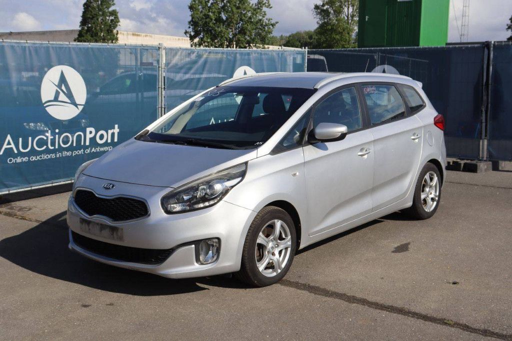 Passenger car Kia Carens Diesel 115hp 2013 (Margin)