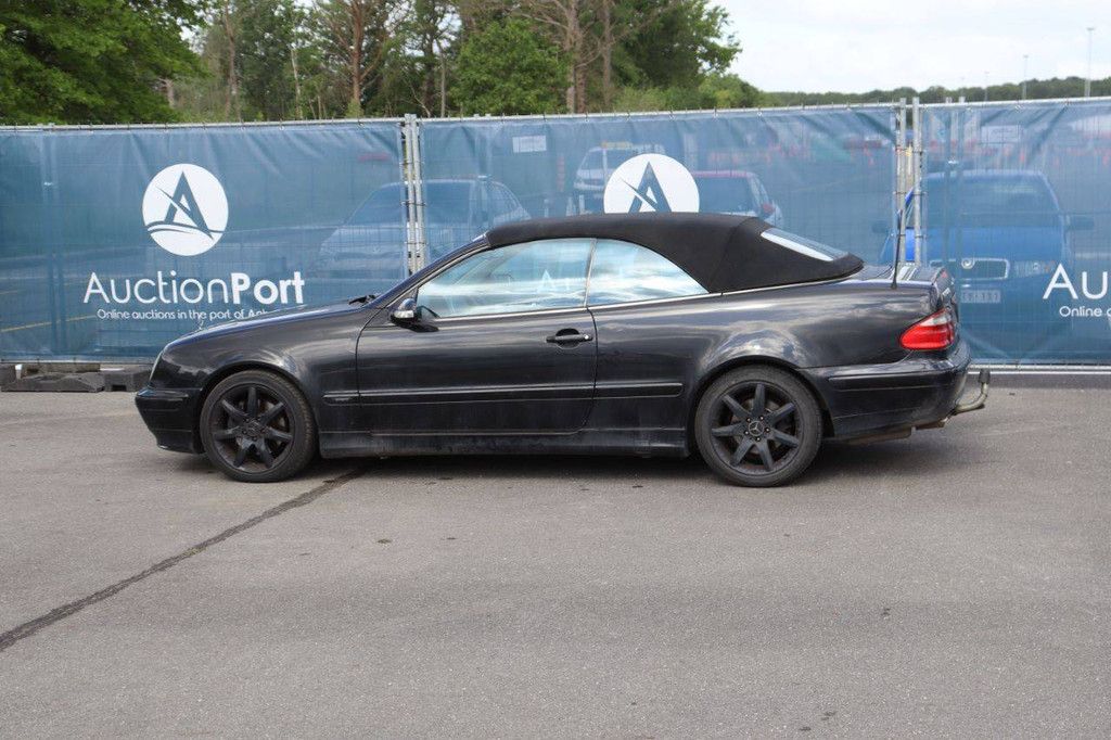 Mercedes-Benz CLK 200 Cabriolet, Benzin, 500 PS, Baujahr 2003 (Margin)