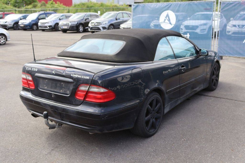 Mercedes-Benz CLK 200 Cabriolet, Benzin, 500 PS, Baujahr 2003 (Margin)