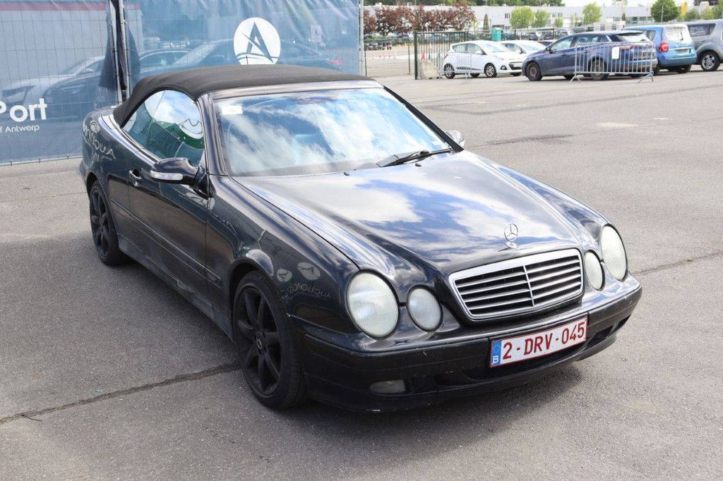 Mercedes-Benz CLK 200 Cabriolet, Benzin, 500 PS, Baujahr 2003 (Margin)