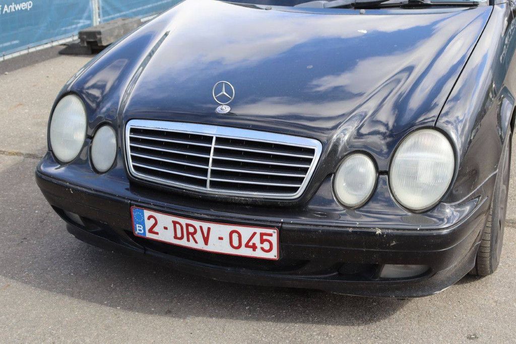 Mercedes-Benz CLK 200 Cabriolet, Benzin, 500 PS, Baujahr 2003 (Margin)