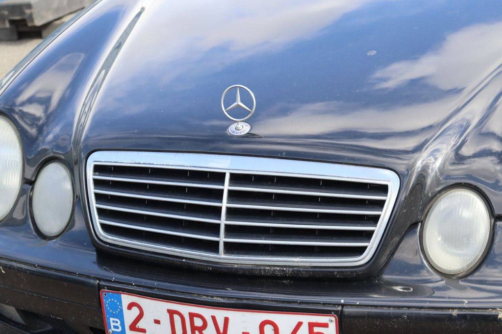 Mercedes-Benz CLK 200 Cabriolet, Benzin, 500 PS, Baujahr 2003 (Margin)