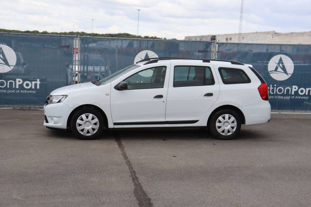 Pkw Dacia Logan Diesel 75 PS 2015 (Marge)