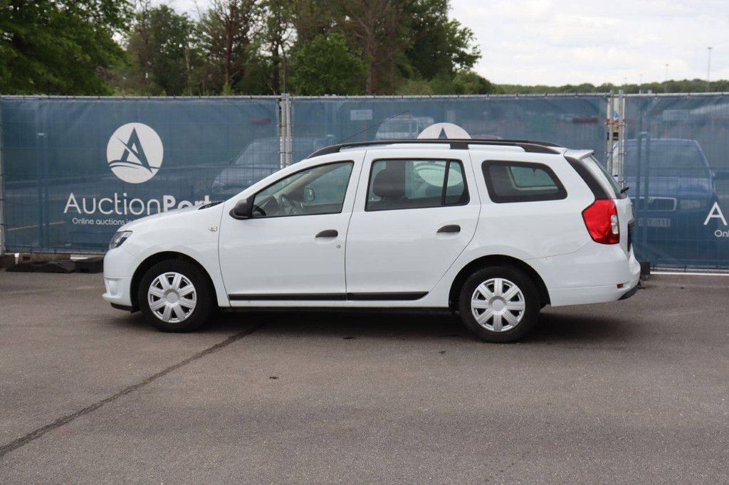Pkw Dacia Logan Diesel 75 PS 2015 (Marge)