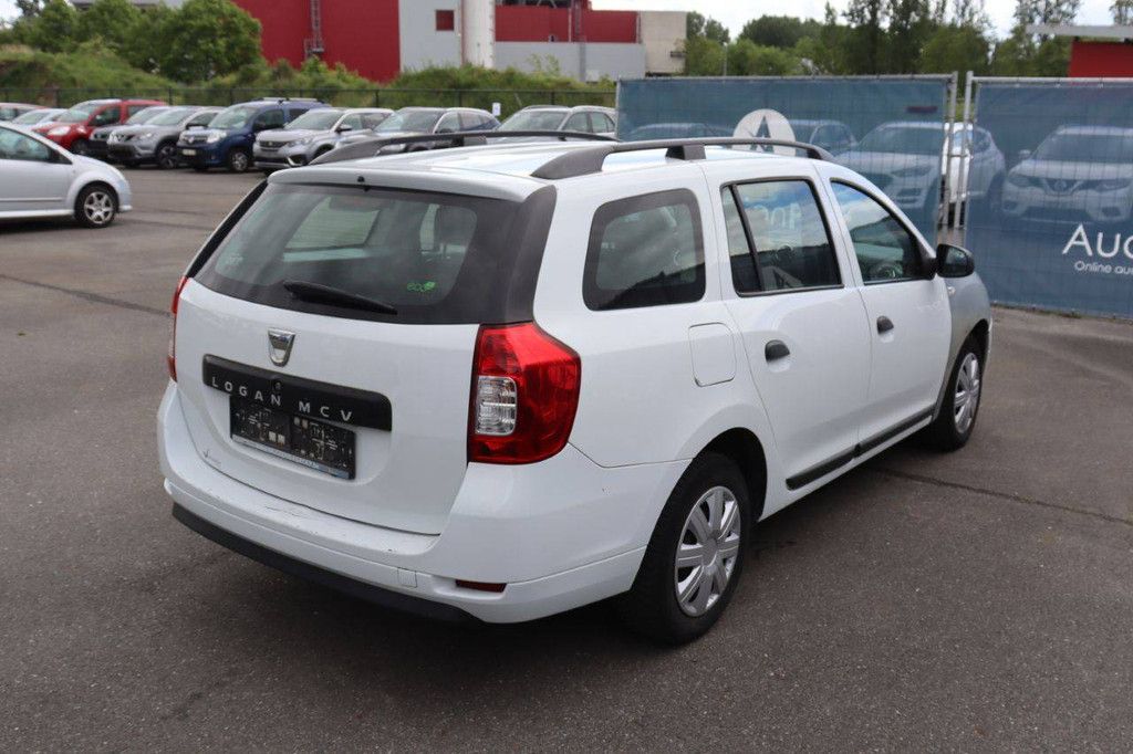 Pkw Dacia Logan Diesel 75 PS 2015 (Marge)