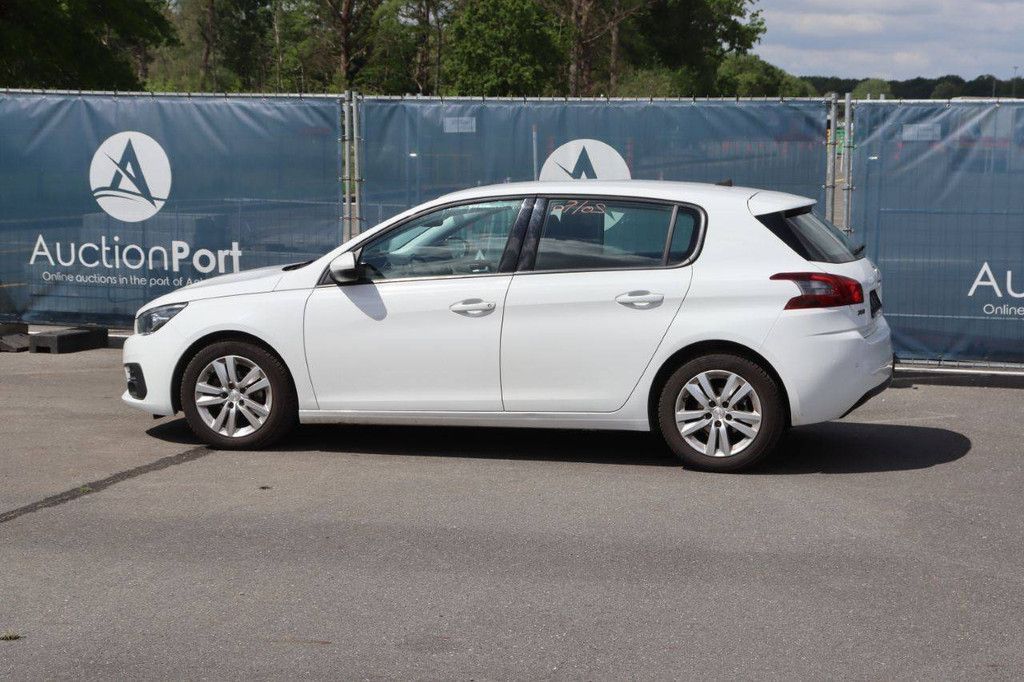 Pkw Peugeot 308 Diesel 102 PS 2018 (Marge)