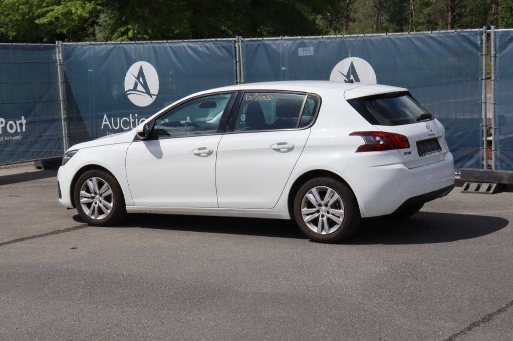 Pkw Peugeot 308 Diesel 102 PS 2018 (Marge)