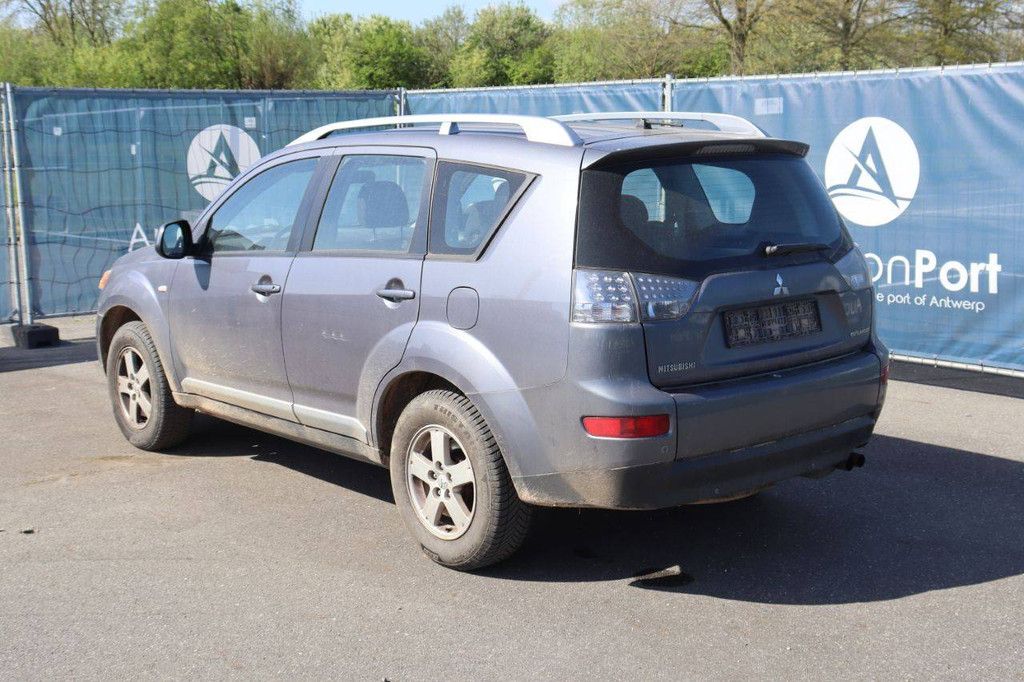 SUV Mitsubishi Outlander Diesel 140 PS 2007 (Margin)