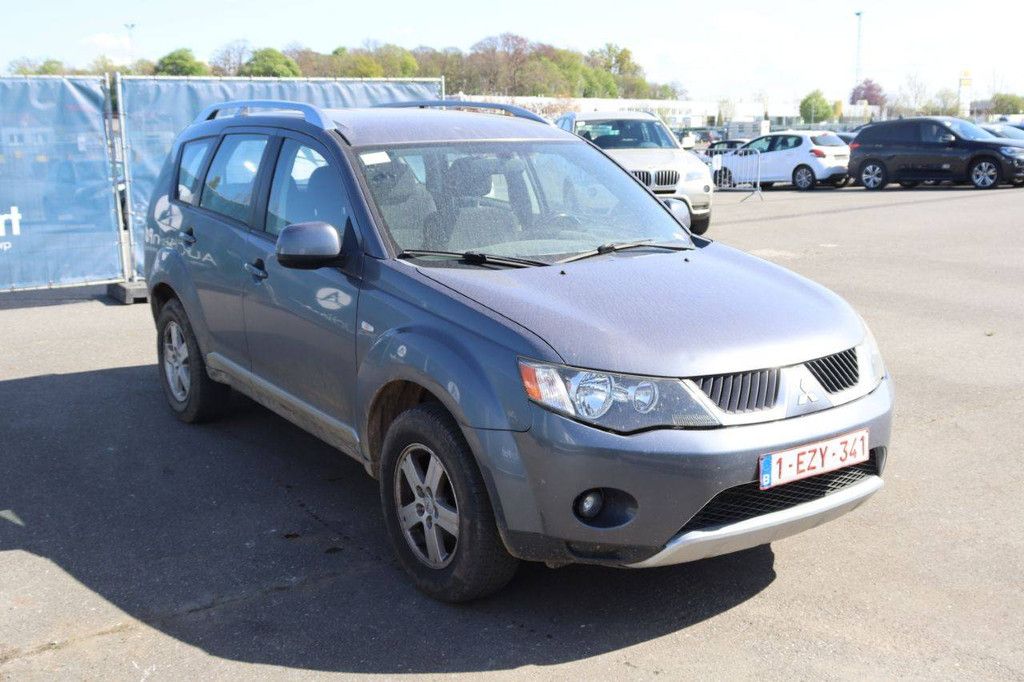 SUV Mitsubishi Outlander Diesel 140 PS 2007 (Margin)