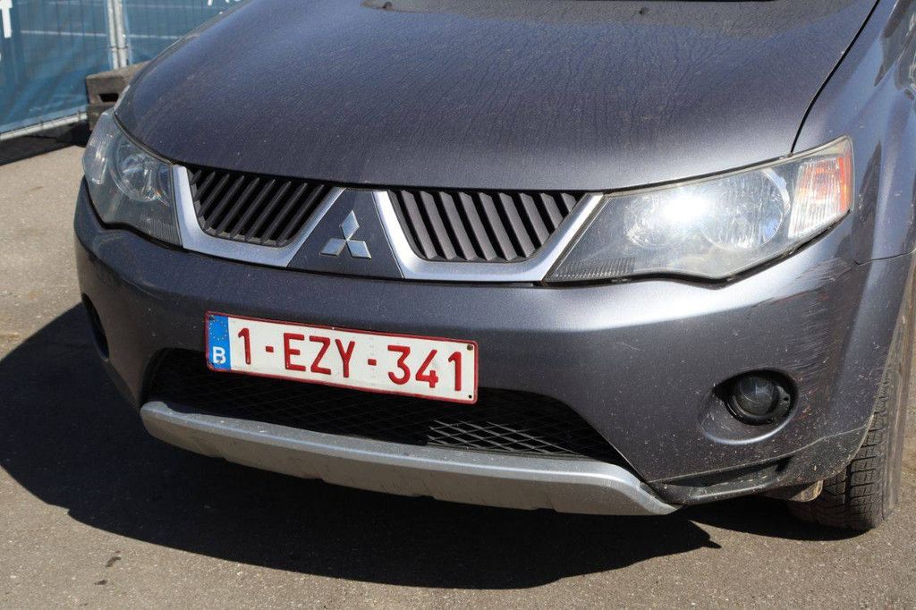 SUV Mitsubishi Outlander Diesel 140 PS 2007 (Margin)