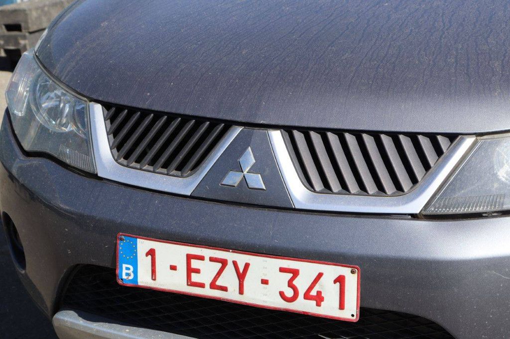 SUV Mitsubishi Outlander Diesel 140 PS 2007 (Margin)