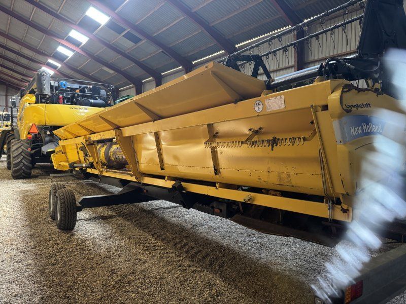 New Holland 30F VARIFEED