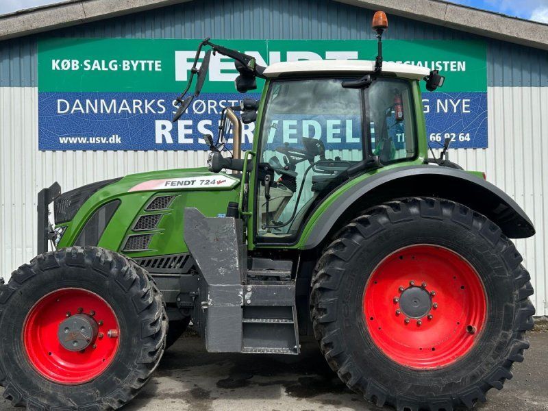 Fendt 724 Vario S4 Profi Plus Skovudstyr