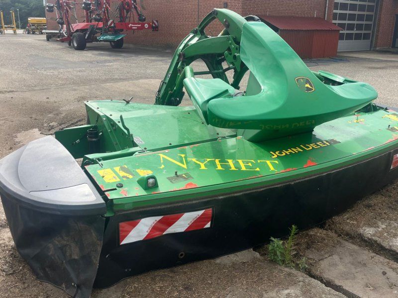 John Deere 131 frontskårlægger