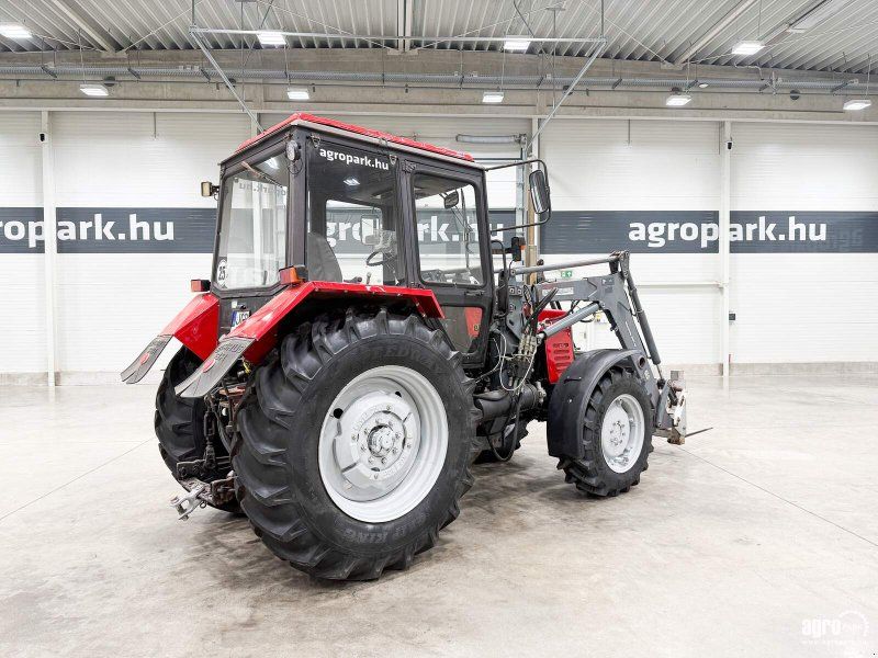 MTZ 892.2 with front loader