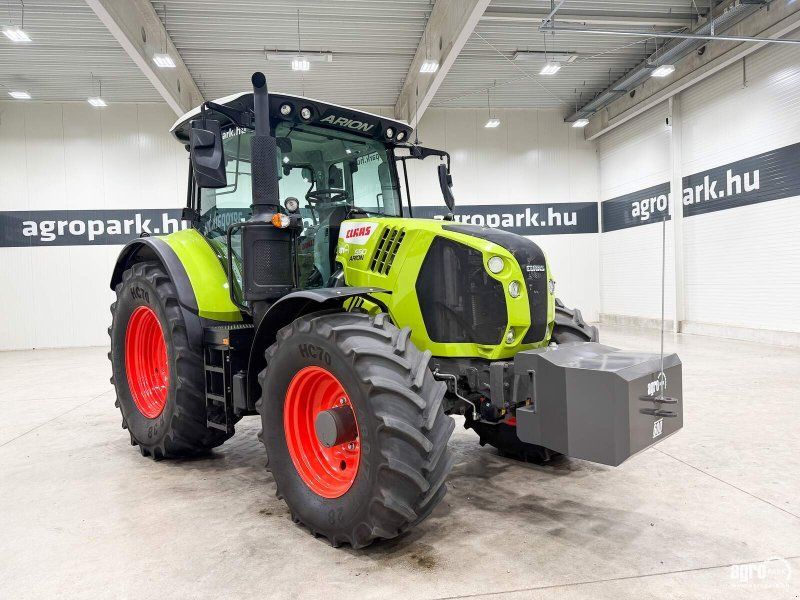 Claas Arion 550