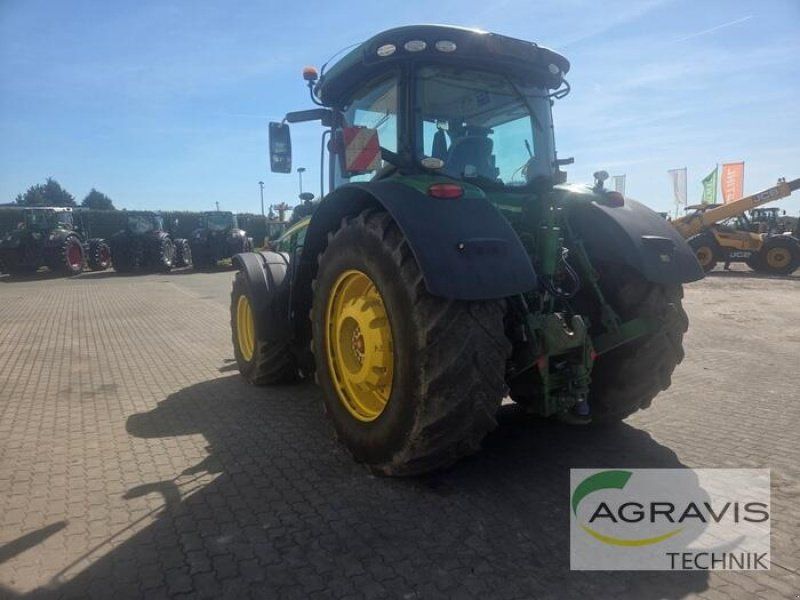 John Deere 8320 R