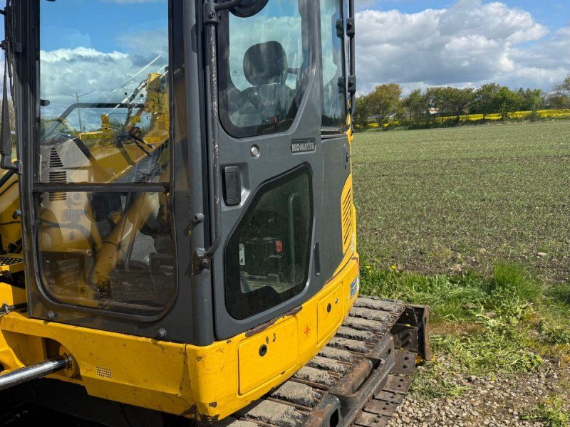 Komatsu PC88MR-10