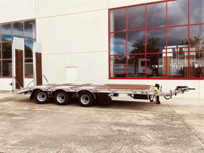 Möslein TT 31 31 t Tridem- Tieflader 3 Achs, 8 Ladefläc
