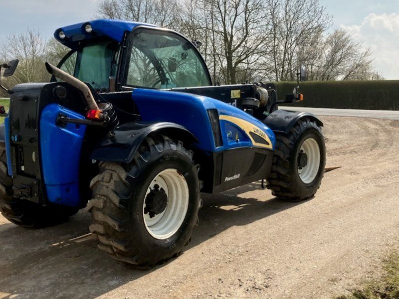 New Holland LM 5060