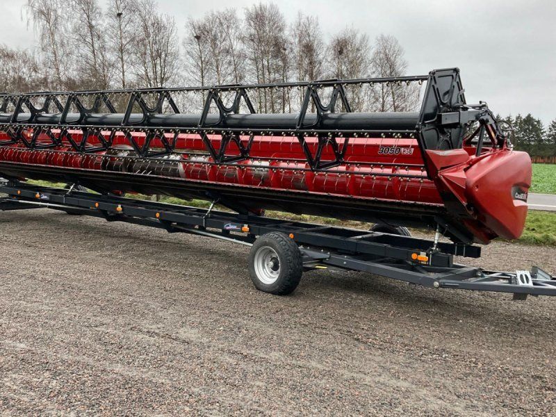Case IH Axial Flow 8240