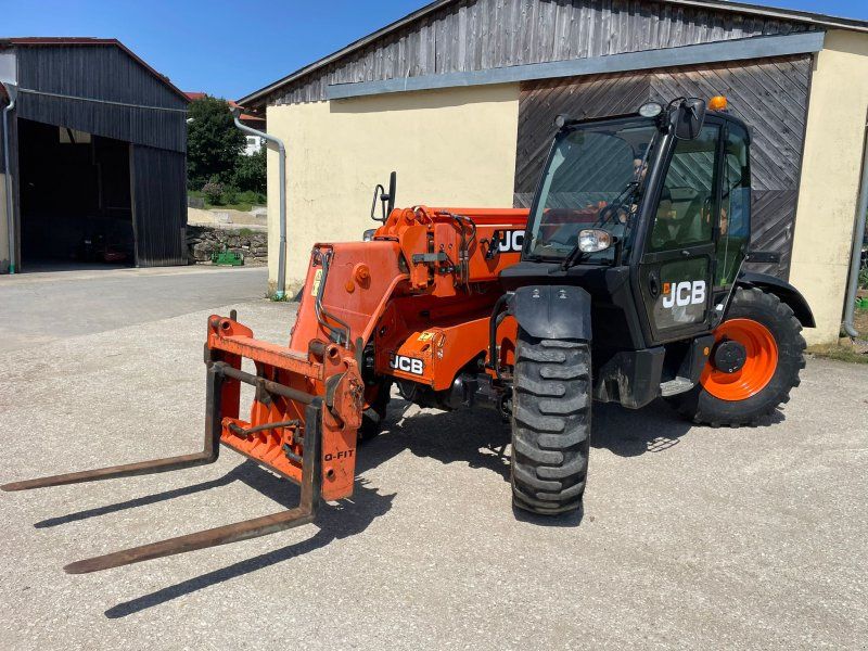 JCB 535-95