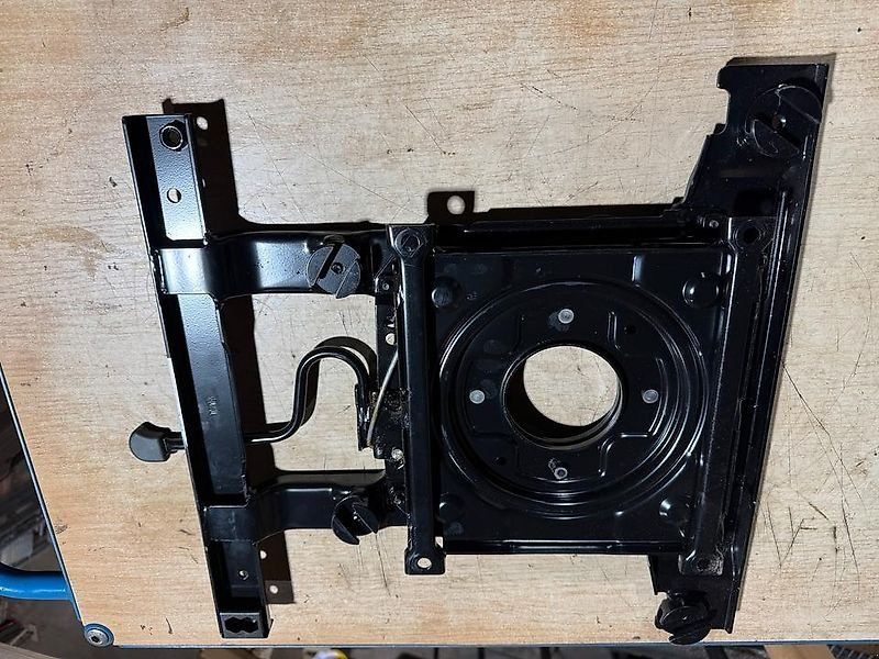 Mercedes-Benz Drehkonsole Sitz