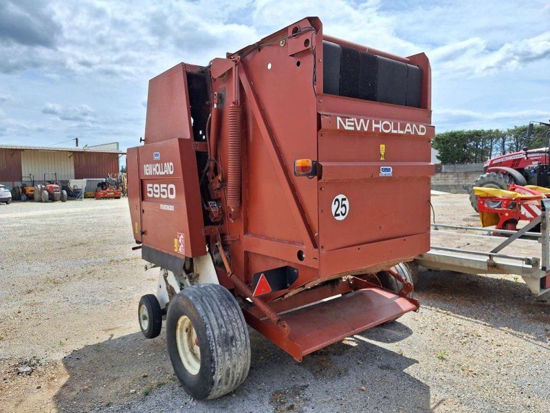 New Holland 5950