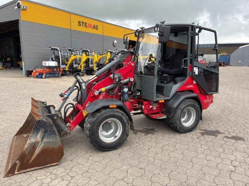Weidemann 1390