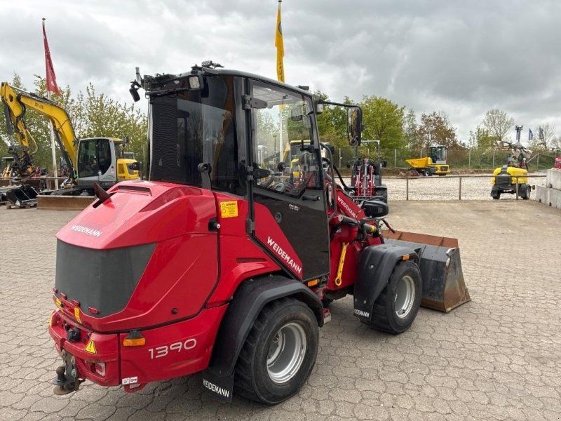 Weidemann 1390