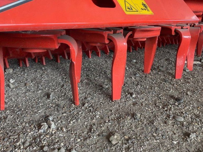 Kuhn HRB303D