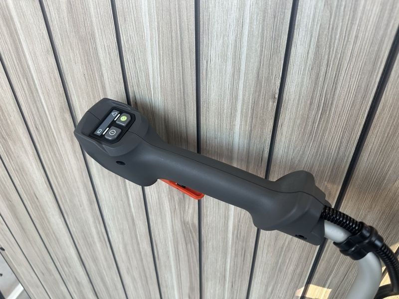 Husqvarna 220iR Akku