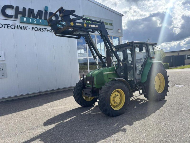 John Deere 3200