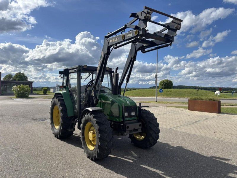 John Deere 3200